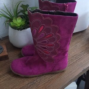 Girls boots
